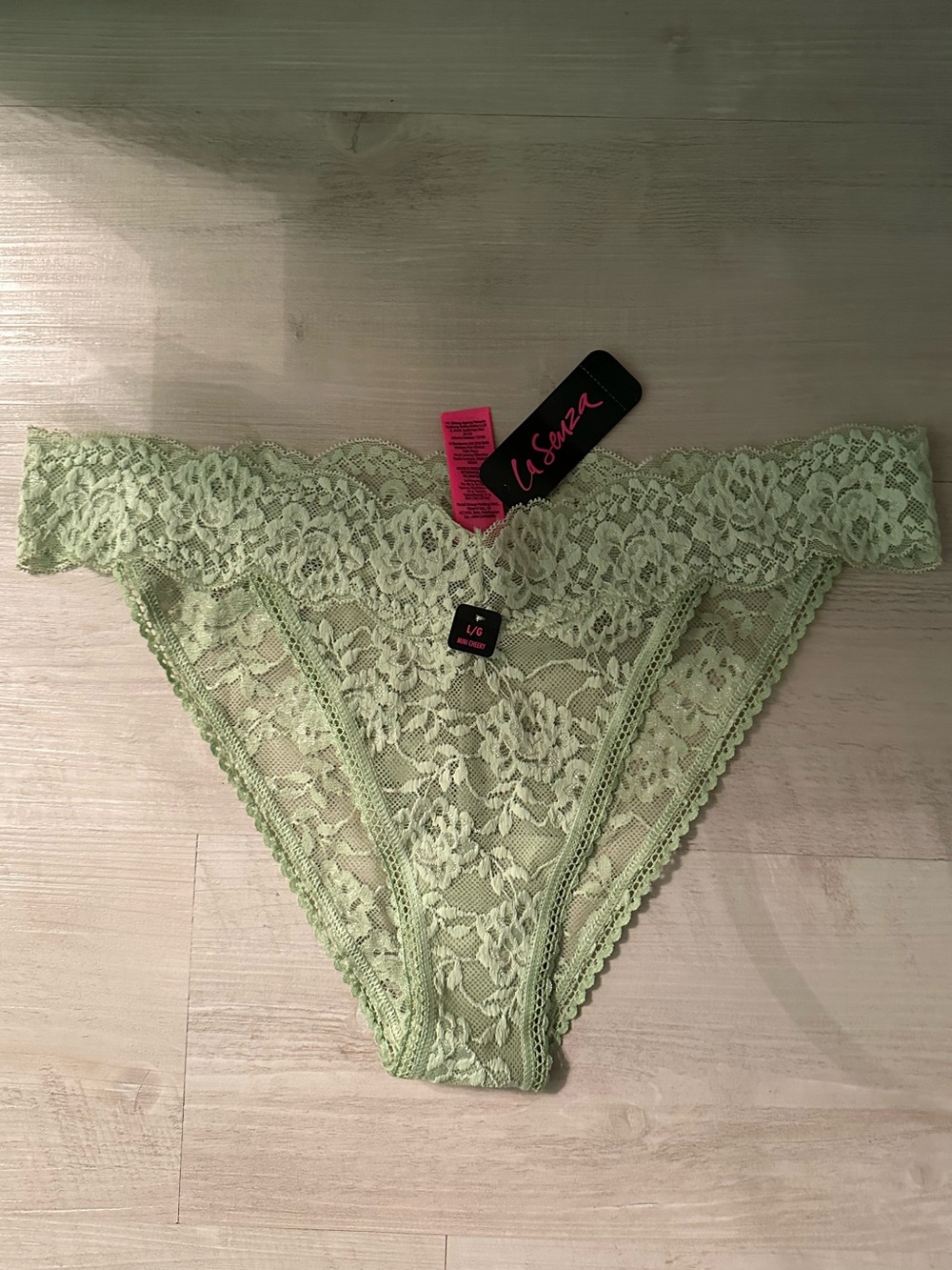 New La Senza Green Lace Panty 💚